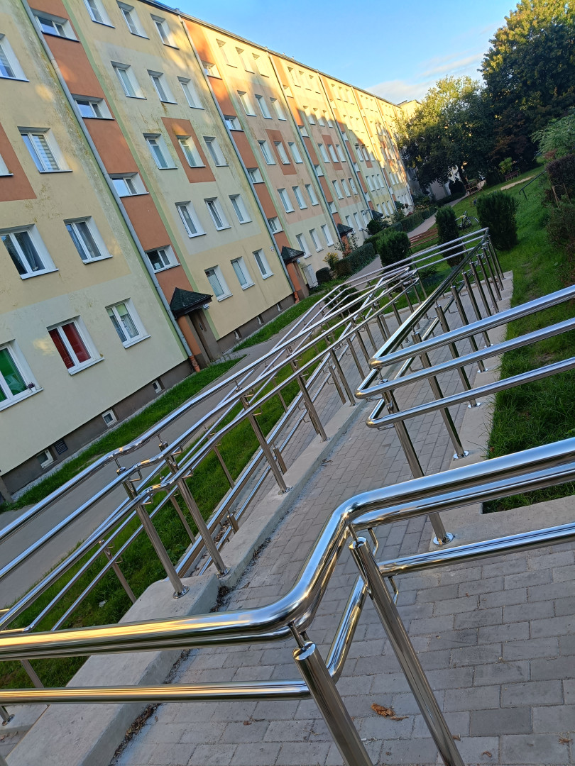 Zdjęcie do projektu Bałtycka od nowa – BEZPIECZNE SCHODY!